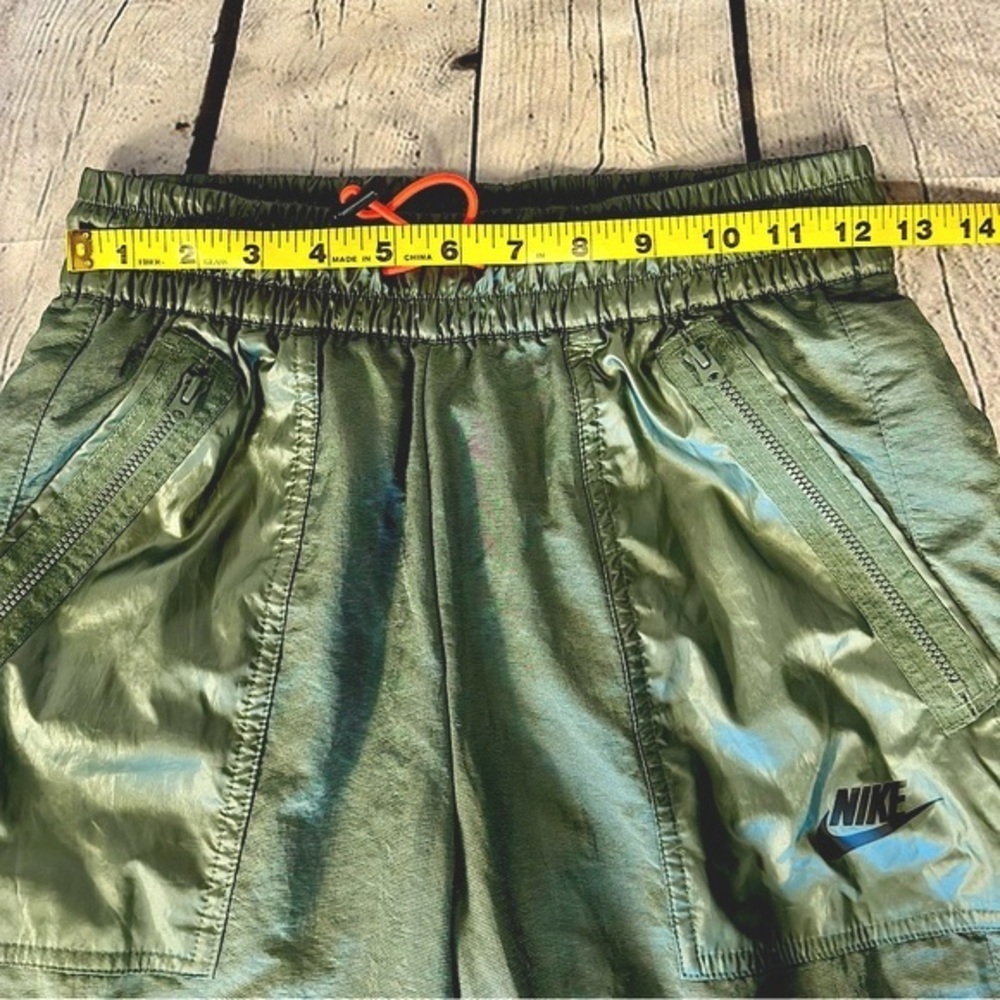 Women’s Nike Sportswear Woven Cargo Pants, Juniper, Size XS - Picture 10 of 16